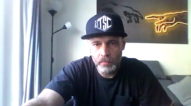 Avamereandmikel online show from 26, 2, 2025
