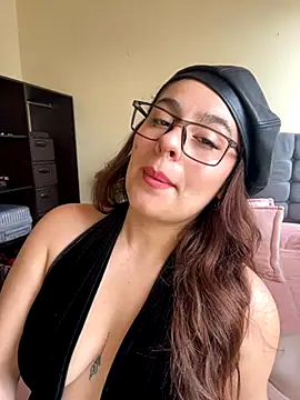 Gabriela-Parker  online show from 20, 9, 2025