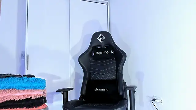 Dulce smith 1 online show from 7, 11, 2025