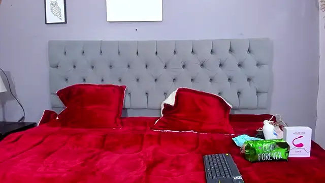 Snapshot of Salome_Whiter chatting on 28, 12, 2024 Salome Whiter online show from 28, 12, 2024