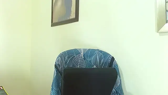 Snapshot of katerineleon chatting on 30, 10, 2025 katerineleon online show from 30, 10, 2025