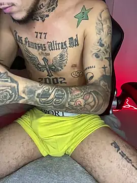 Junihn0 online show from 10, 1, 2025