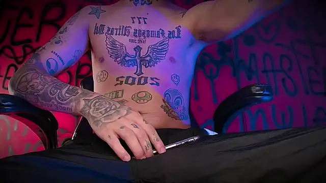 Junihn0 online show from 12, 2, 2025