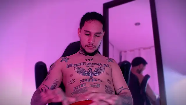 Junihn0 online show from 23, 9, 2025