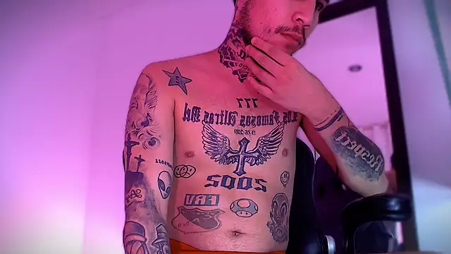 Junihn0 online show from 28, 9, 2025