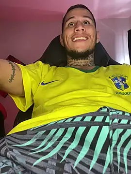 Junihn0 online show from 27, 1, 2025