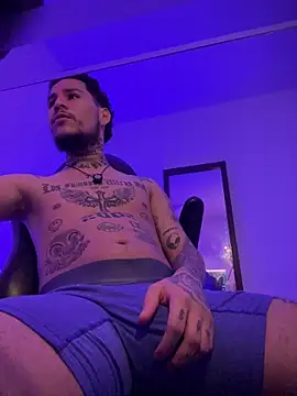 Junihn0 online show from 15, 10, 2025