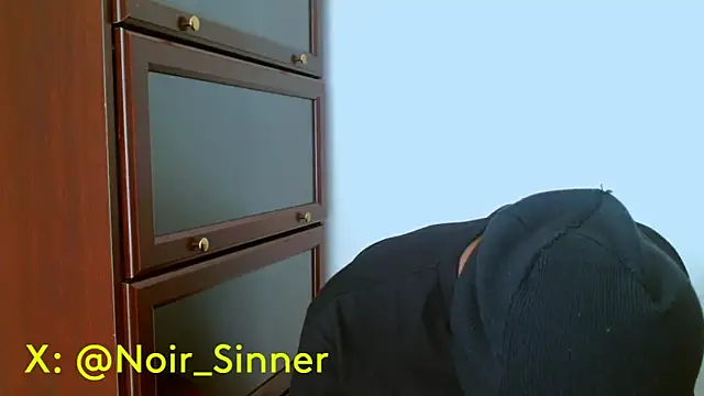 sinnernoir online show from 22, 5, 2026