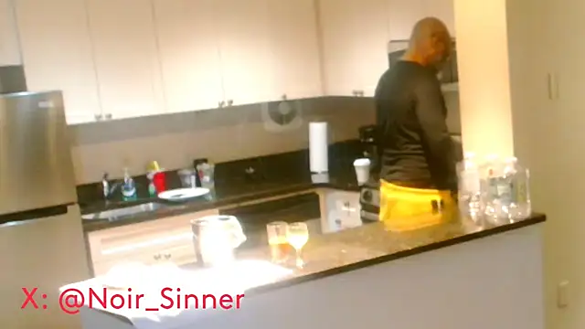 sinnernoir online show from 24, 2, 2026