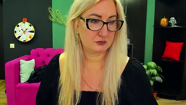 ChristyBrooks online show from 15, 3, 2025