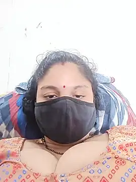 Cute-Aadhvita online show from 2, 6, 2026