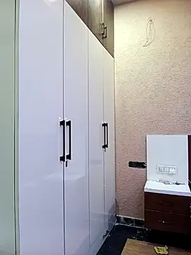 Cute-Aadhvita online show from 5, 2, 2026