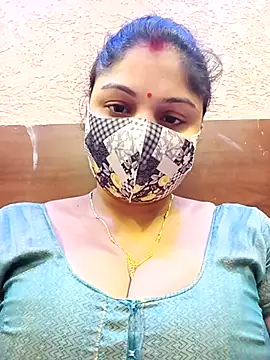 Cute-Aadhvita online show from 18, 2, 2026