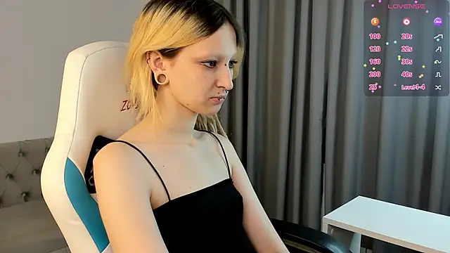 Lexy-Woorhez online show from 23, 10, 2025