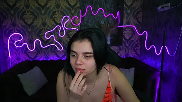 ShinyShyy online show from 9, 2, 2025