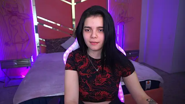 ShinyShyy online show from 7, 2, 2025