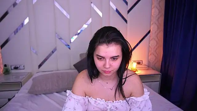 ShinyShyy online show from 17, 3, 2025