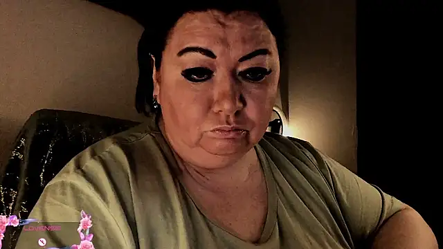 SexxyDreams1 online show from 13, 10, 2025