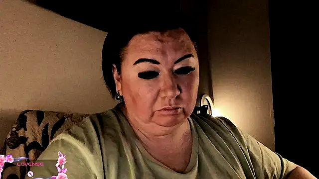 SexxyDreams1 online show from 6, 10, 2025