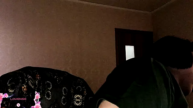 SexxyDreams1 online show from 5, 12, 2025