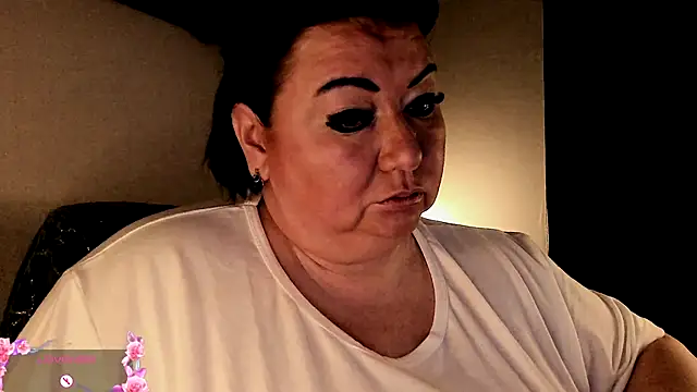 SexxyDreams1 online show from 24, 9, 2025