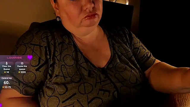 SexxyDreams1 online show from 5, 3, 2025