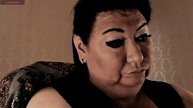 SexxyDreams1 online show from 6, 5, 2026