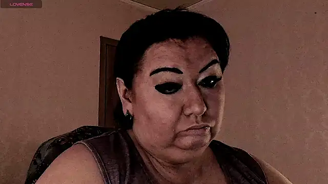 SexxyDreams1 online show from 9, 2, 2026