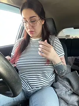 VikiDemi online show from 7, 3, 2025