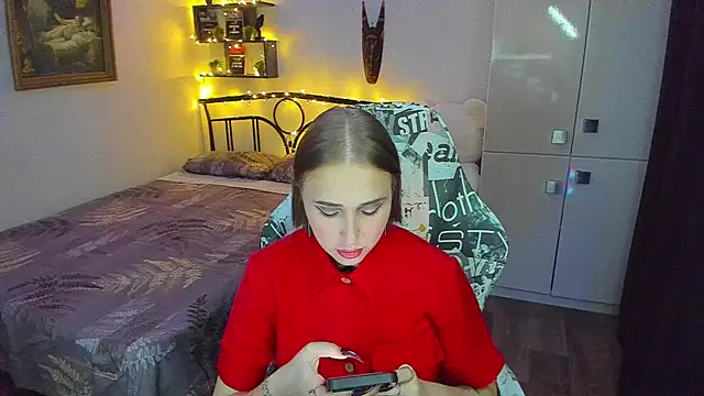 LinaTruly online show from 29, 6, 2026
