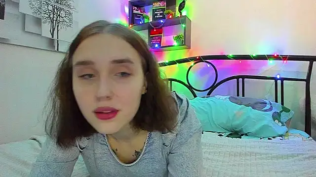 LinaTruly online show from 28, 3, 2026