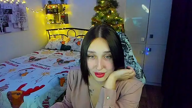 LinaTruly online show from 18, 12, 2025