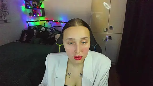 LinaTruly online show from 9, 2, 2026