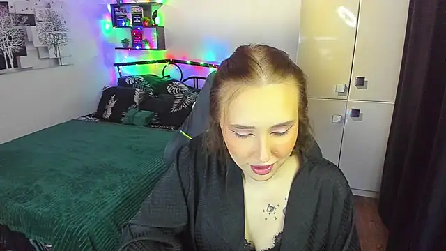 LinaTruly online show from 7, 2, 2026