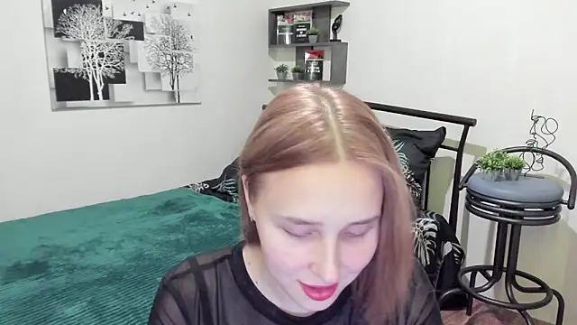 LinaTruly online show from 17, 1, 2025