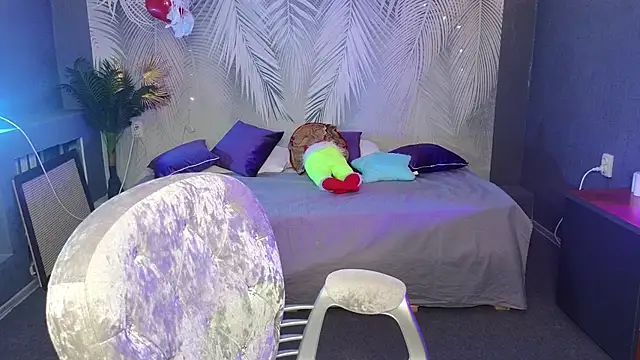 Ruby Rubarb online show from 23, 2, 2025