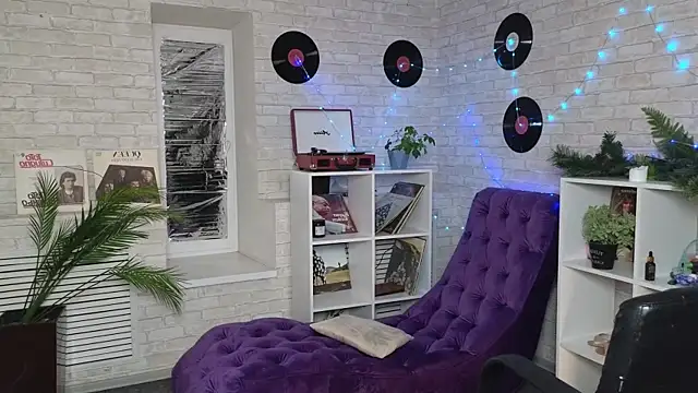 Ruby Rubarb online show from 11, 2, 2025