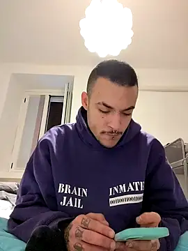 Snapshot of FTM98xxx chatting on 12, 1, 2026 FTM98xxx online show from 12, 1, 2026