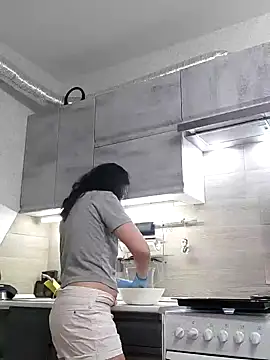 SweetBerryBella online show from 14, 1, 2025