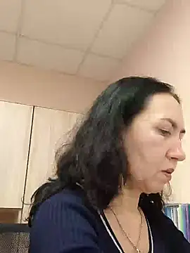 SweetBerryBella online show from 14, 2, 2025