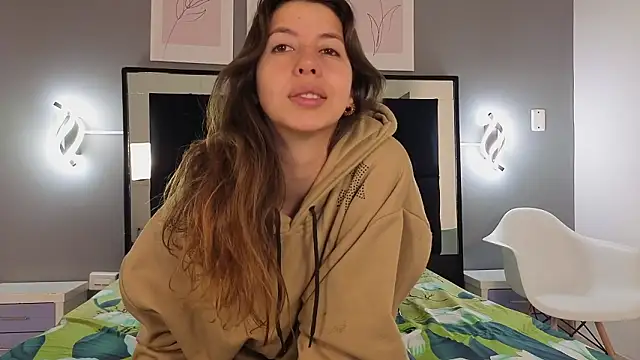 jolie lov online show from 9, 2, 2026