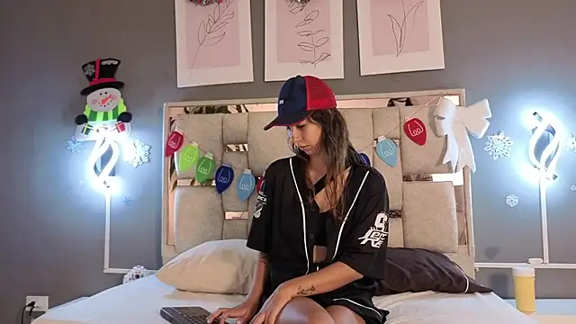 jolie lov online show from 17, 12, 2025