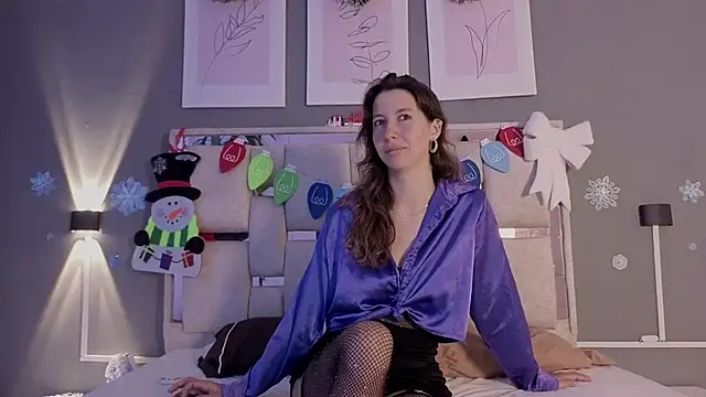 Snapshot of jolie_lov chatting on 25, 11, 2025 jolie lov online show from 25, 11, 2025