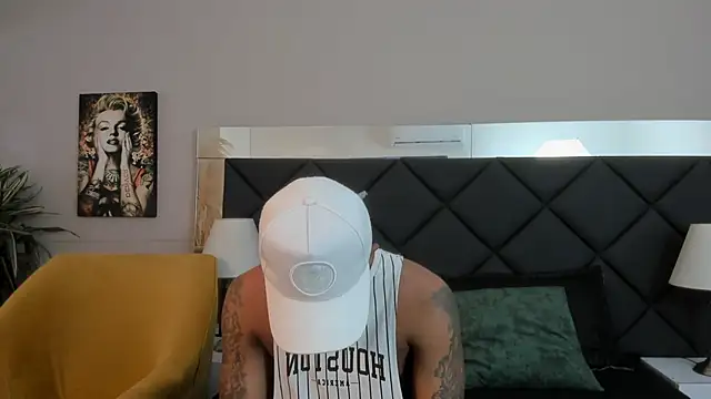 Robin Rief online show from 8, 11, 2025