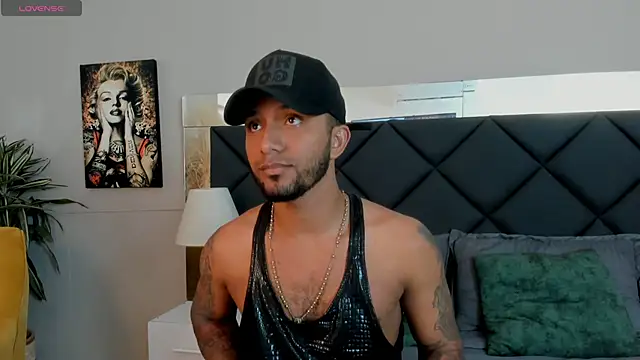 Robin Rief online show from 12, 11, 2025