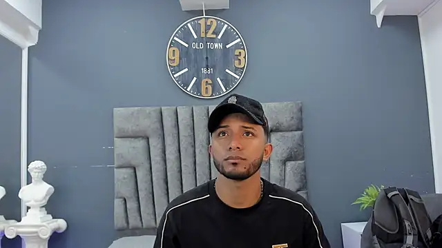 Robin Rief online show from 11, 4, 2026