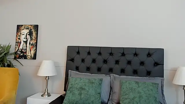 Robin Rief online show from 18, 10, 2025