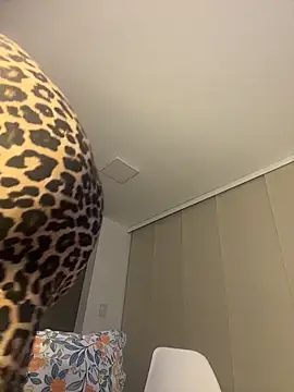 NicoleCut online show from 10, 3, 2026