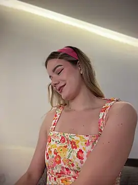NicoleCut online show from 12, 7, 2026