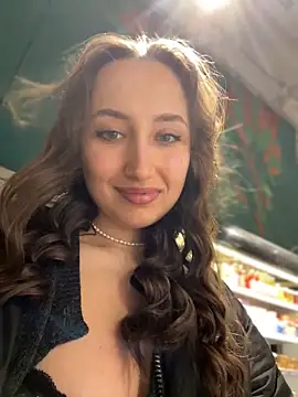 VelvetVixenI online show from 8, 3, 2026